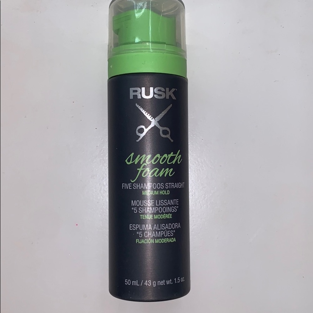 Smooth foam Mousse